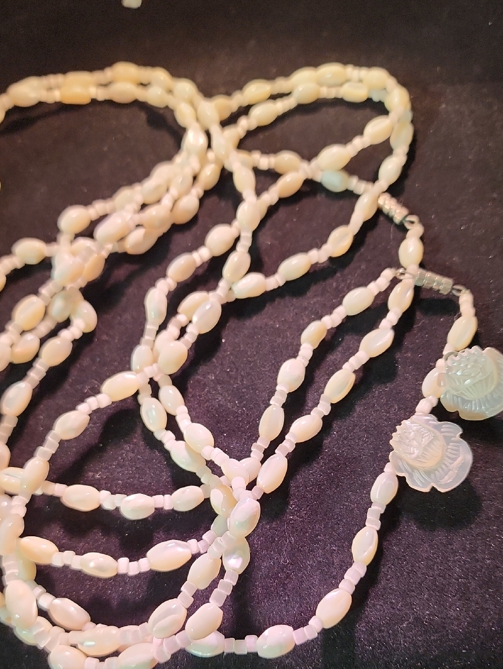 Elegant Cream Beaded Necklace with Floral Pendant